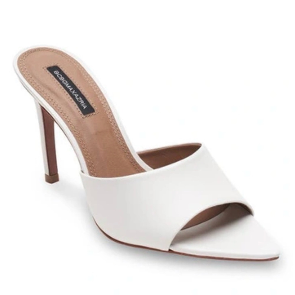 BCBG White Dana Stefanie Pump, sz 8
